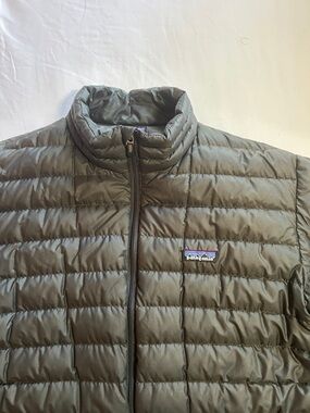 Patagonia Men's Down Jacket Sweater in Black